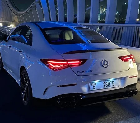 Mercedes Benz CLA 250