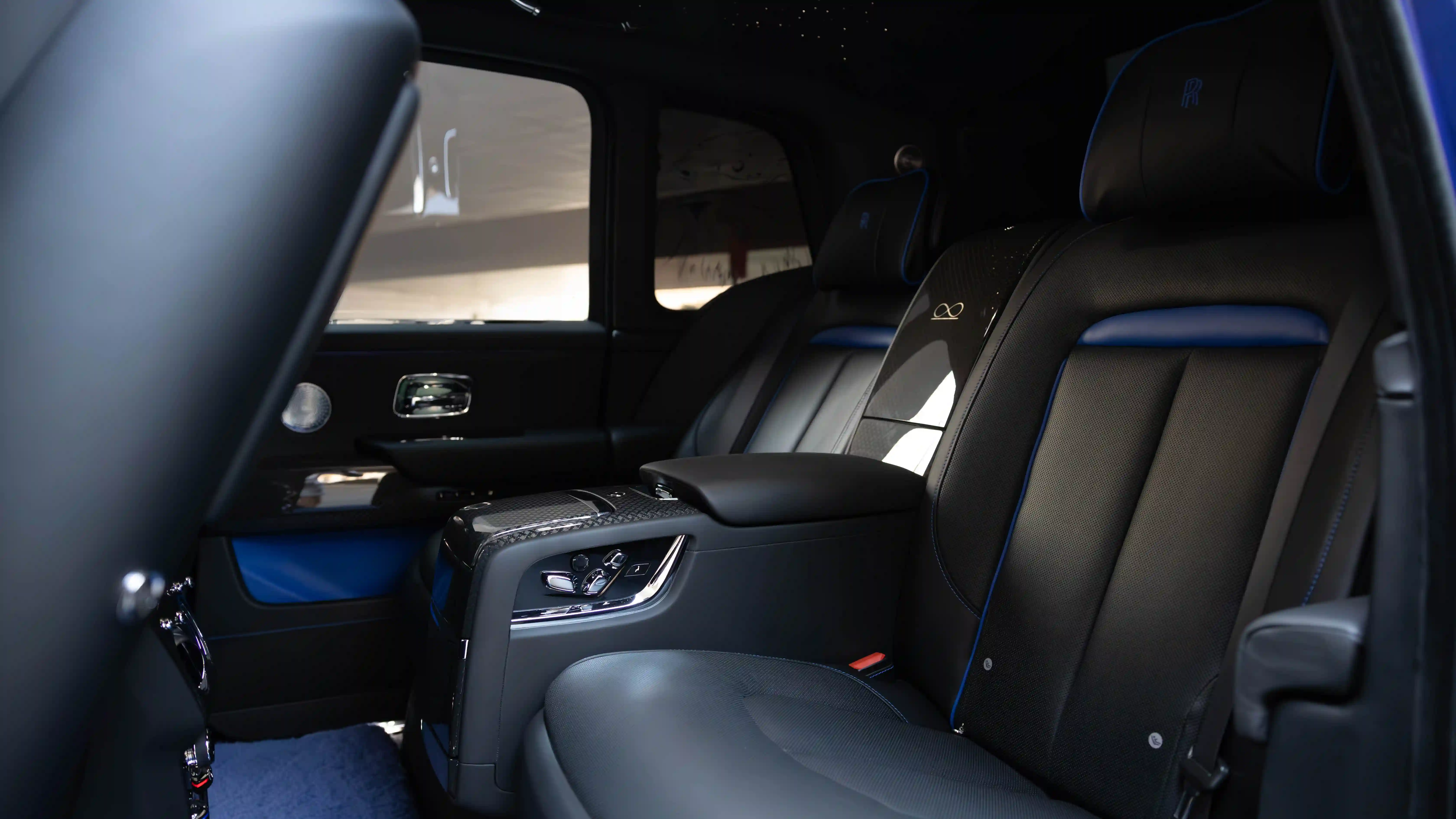 Rolls-Royce Cullinan Blue