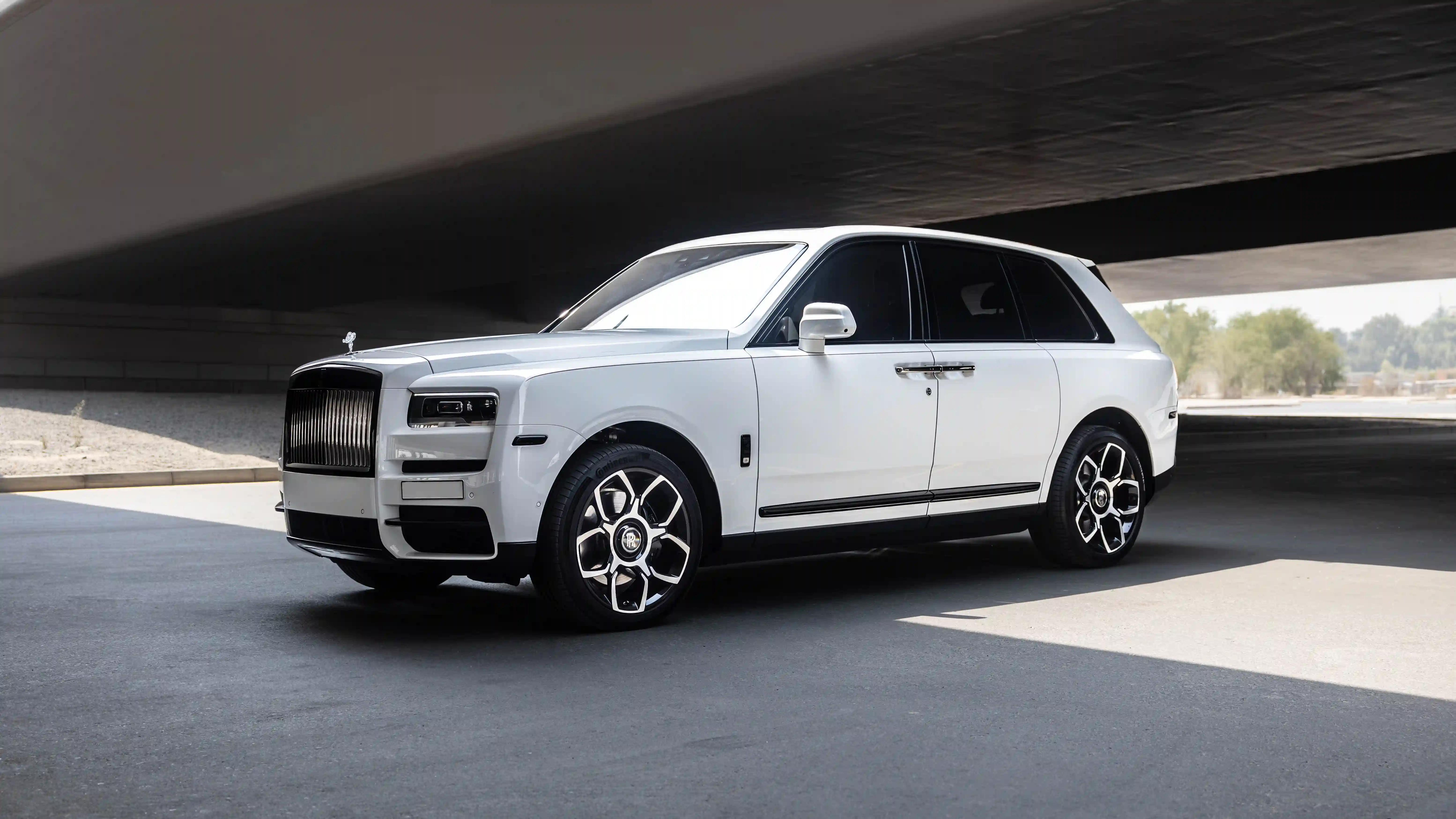 Rolls-Royce Cullinan White